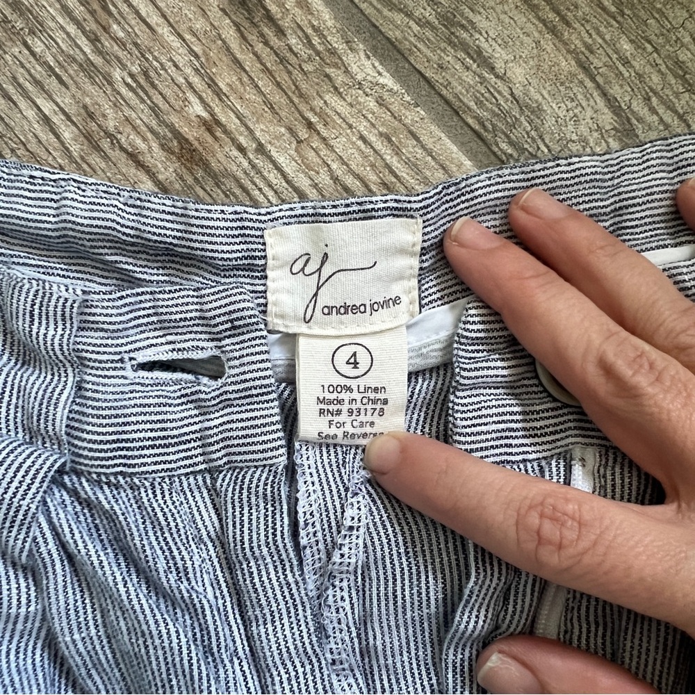 Andrea Jovine 100% Linen, Blue and White Striped High Waisted Shorts, Women’s 4 - Picture 3 of 10
